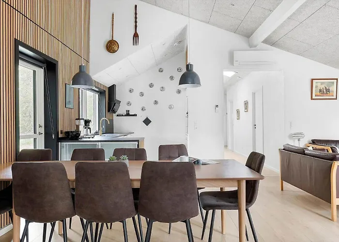 0330-romo-praestekraven-3 * Molby