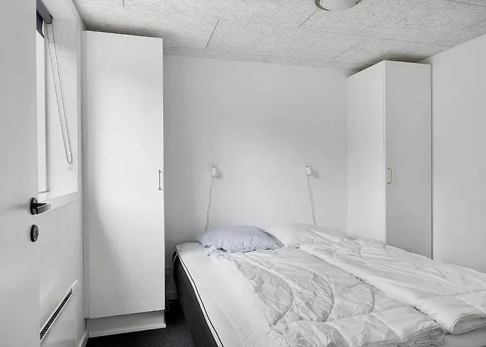 0330-romo-praestekraven-3 * Molby